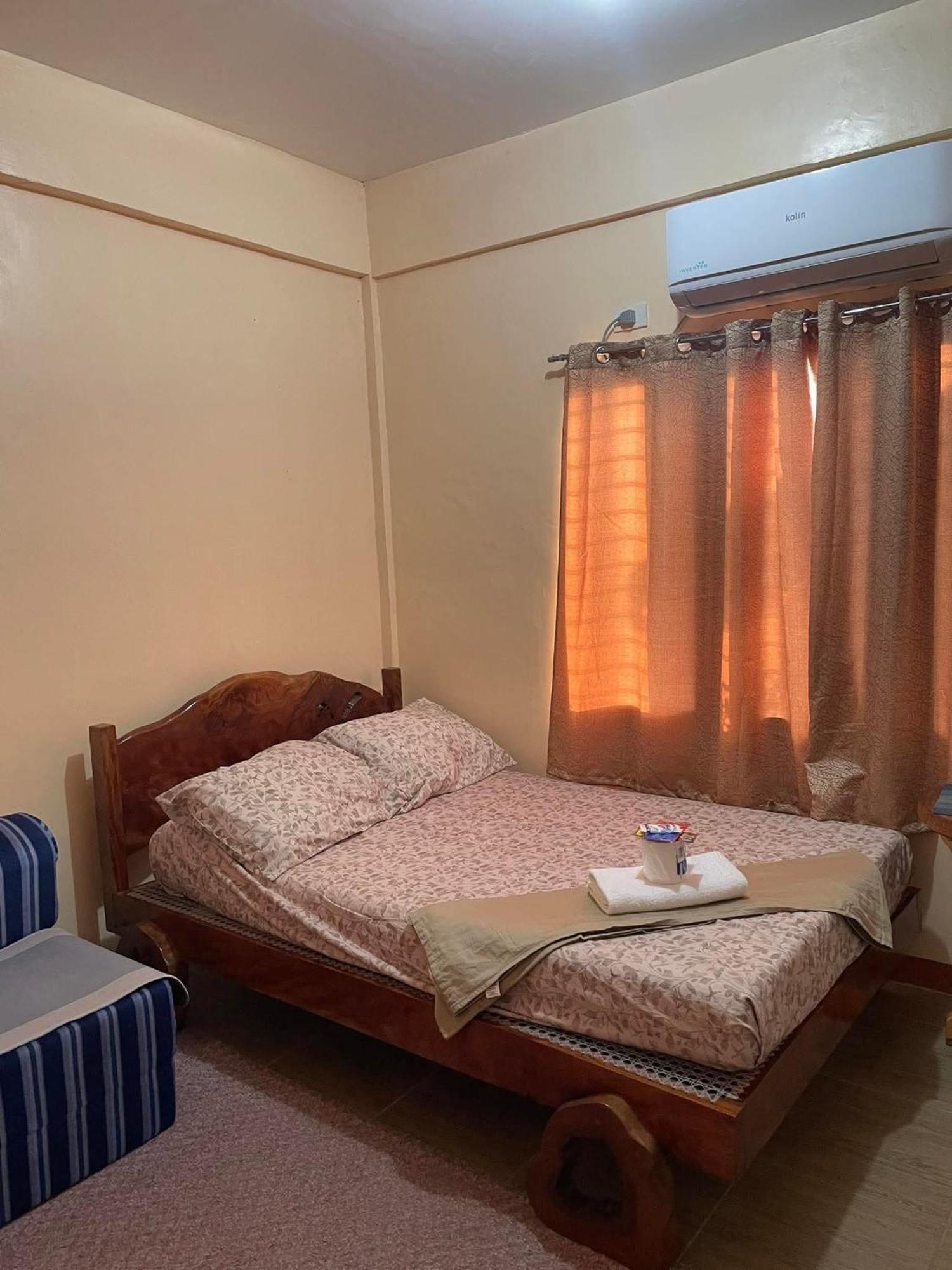Anvel Homestay Basco Esterno foto